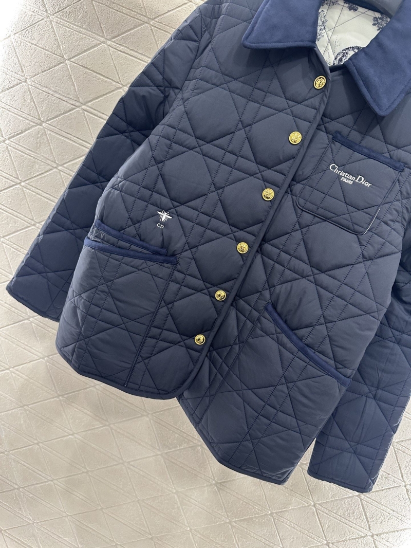 chr1st1an D10r outwear